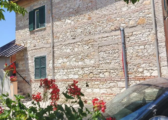 Il Vecchio Casale לינה וארוחת בוקר Luco ne' Marsi